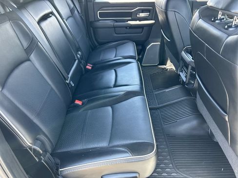 Used 2025 RAM 2500 Laramie AWD/4WD image 26