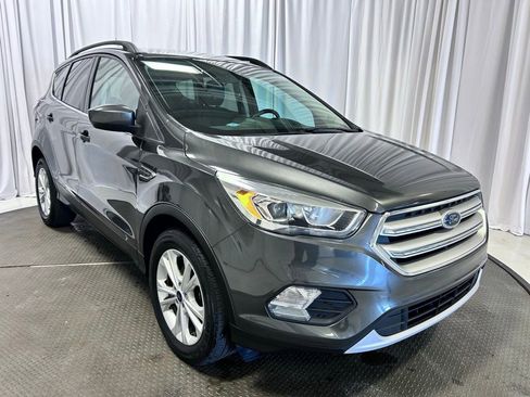 Used 2018 Ford Escape SEL image 23