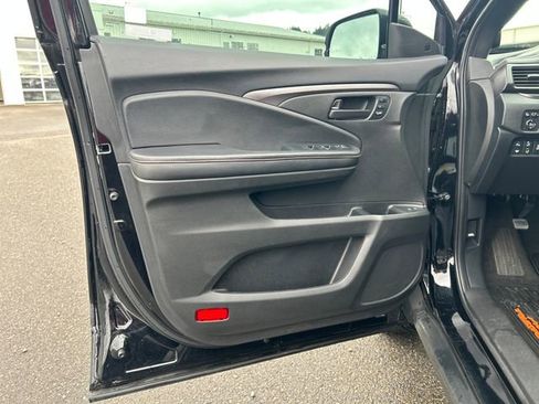 Used 2022 Honda Passport TrailSport image 18