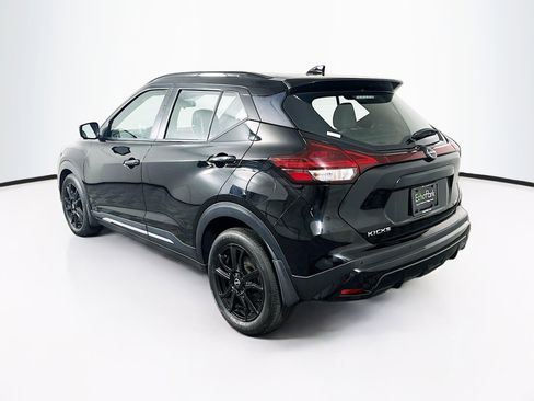 Used 2023 Nissan Kicks SR w/ SR Premium Package FWD image 5