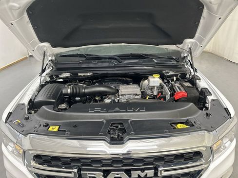 Used 2022 RAM 1500 Big Horn AWD/4WD image 24