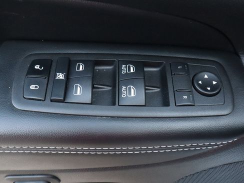 Used 2021 Jeep Grand Cherokee Limited w/ Quick Order Package 2GK 80th image 15