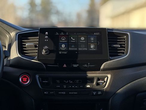 Certified 2023 Honda Passport TrailSport image 19