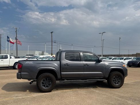 Used 2023 Toyota Tacoma SR w/ SR Convenience Package RWD image 30