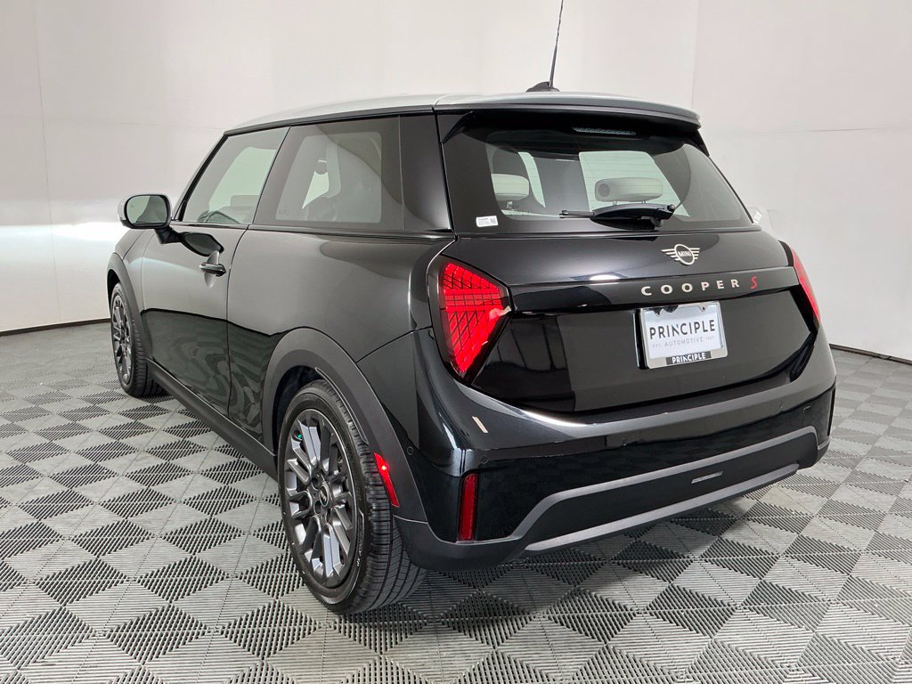 Used 2026 MINI Cooper S FWD image 7