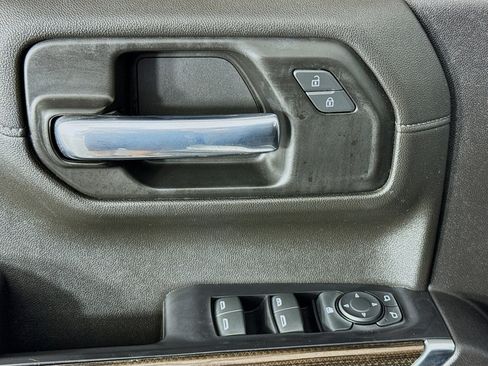 Used 2021 Chevrolet Silverado 1500 LT RWD image 21