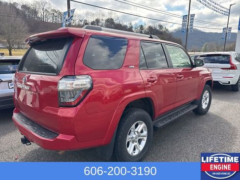 Used 2024 Toyota 4Runner SR5 Premium image 6