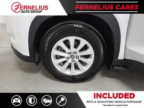 Used 2024 Toyota Grand Highlander XLE image 15