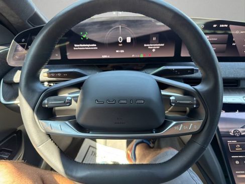 Used 2024 Lucid Air Touring AWD/4WD image 14