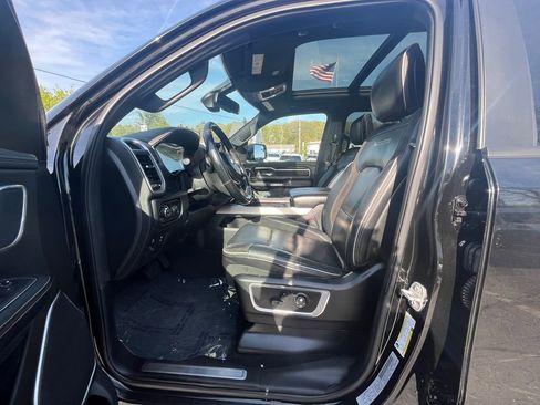 Used 2019 RAM 1500 Laramie AWD/4WD image 23