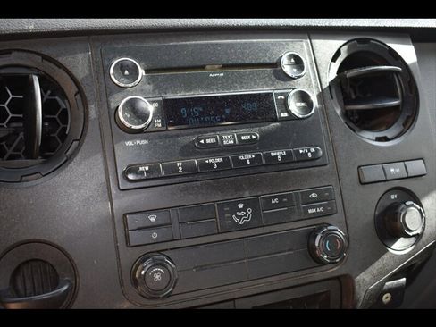 Used 2015 Ford F250 XL w/ XL Value Package image 10