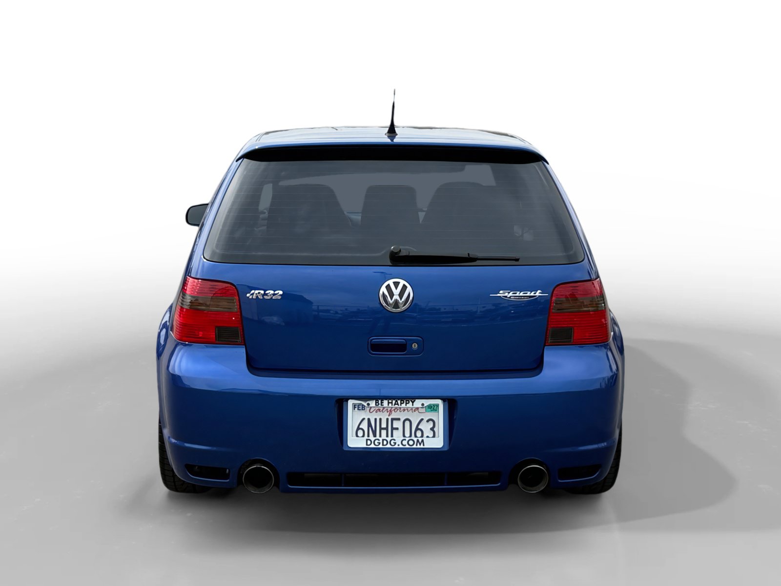 Used 2004 Volkswagen R32 AWD/4WD image 4