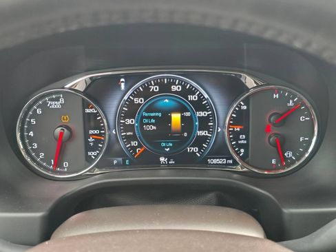 Used 2017 GMC Acadia Denali w/ Technology Package FWD image 17