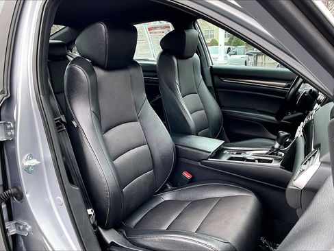 Used 2021 Honda Accord Sport image 7