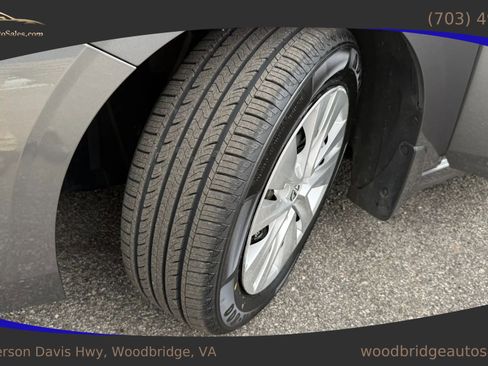 Used 2024 Nissan Sentra S image 30