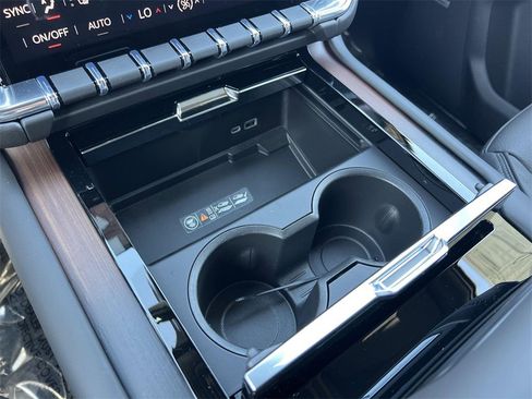 New 2026 GMC Yukon Denali image 21