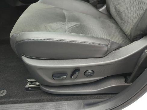 Certified 2024 Nissan Ariya FWD image 18
