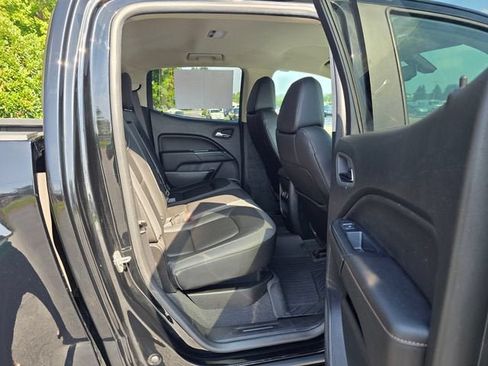 Used 2022 GMC Canyon AT4 w/ Trailering Package AWD/4WD image 15