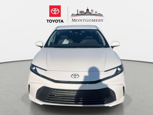 New 2026 Toyota Camry LE FWD image 8