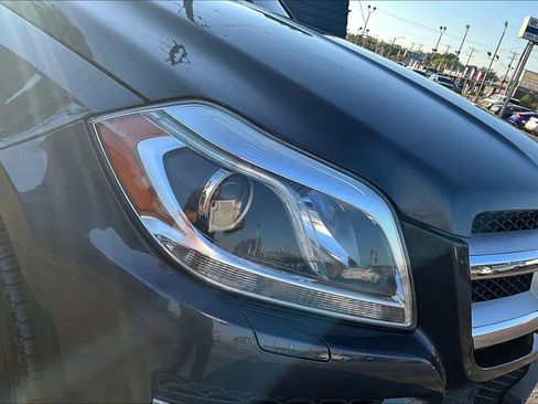 Used 2016 Mercedes-Benz GL 320 BlueTEC 4MATIC image 32