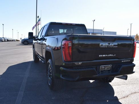 Used 2024 GMC Sierra 2500 Denali Ultimate w/ Max Trailering Package image 4