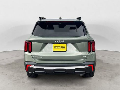 Used 2024 Kia Sorento SX Prestige w/ Sage Leather Package image 4