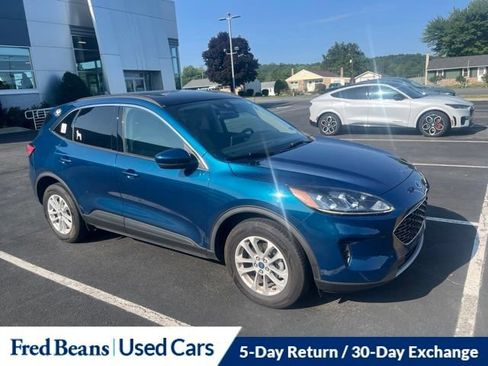 Certified 2020 Ford Escape SE AWD/4WD image 1
