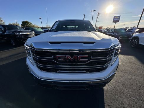 Used 2024 GMC Sierra 1500 SLT w/ SLT Premium Plus Package image 26