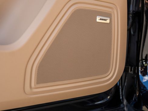 Used 2026 Porsche Macan image 16