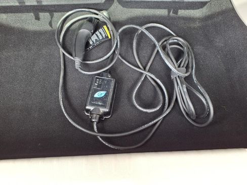 Used 2021 Chrysler Pacifica Limited w/ Uconnect Theater Family Group FWD image 26