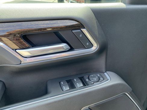 Certified 2025 GMC Sierra 2500 SLE AWD/4WD image 19