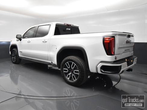 Used 2026 GMC Sierra 1500 AT4 w/ AT4 Premium Package AWD/4WD image 5