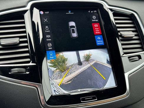 Certified 2023 Volvo XC90 B6 Ultimate image 20