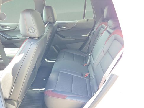New 2026 Chevrolet Equinox RS w/ Safety and Technology Package FWD image 10
