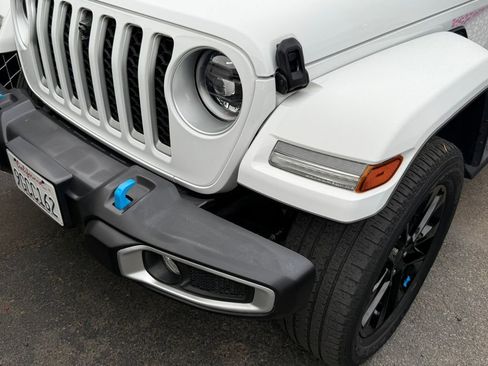 Used 2023 Jeep Wrangler Unlimited Sahara w/ Cold Weather Group image 24