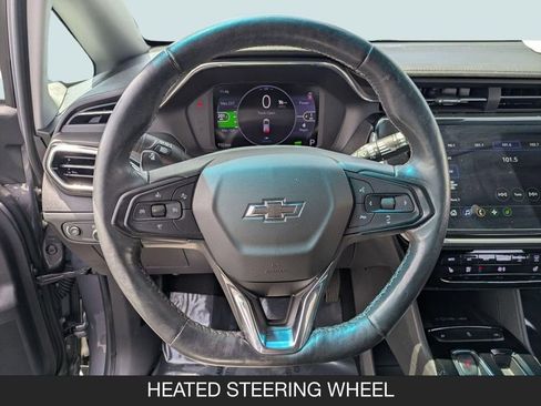 Used 2023 Chevrolet Bolt LT w/ Infotainment Package FWD image 12