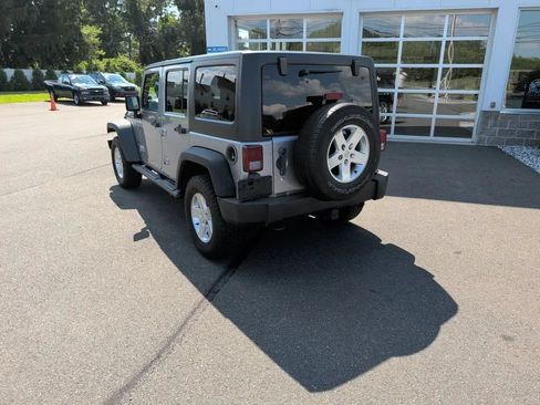 Used 2013 Jeep Wrangler Unlimited Sport AWD/4WD image 15