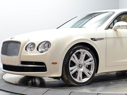 Used 2016 Bentley Flying Spur W12 AWD/4WD image 4