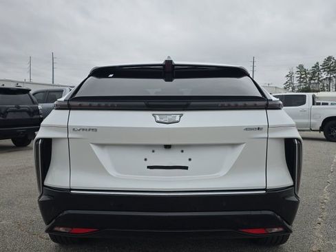 Used 2024 Cadillac Lyriq Luxury image 4