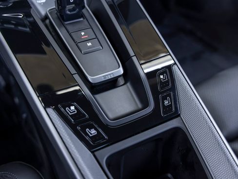 Certified 2026 Porsche 911 Carrera 4S AWD/4WD image 46