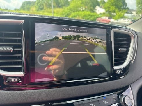 New 2025 Chrysler Voyager LX image 15