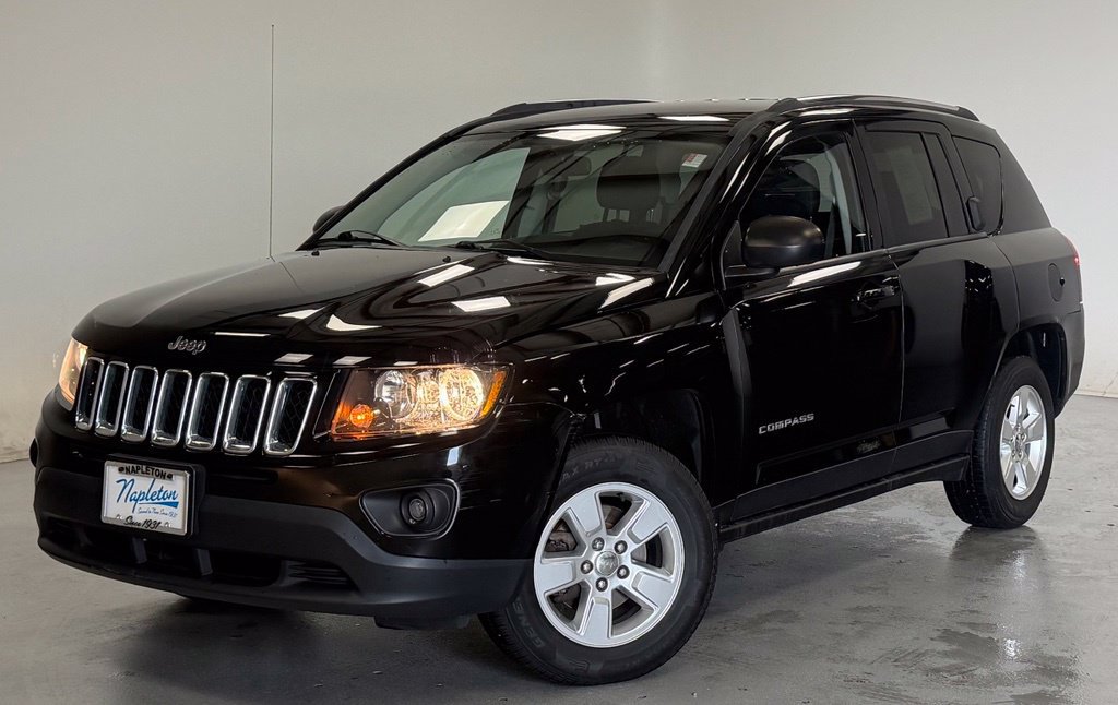 Used 2014 Jeep Compass Sport FWD image 1