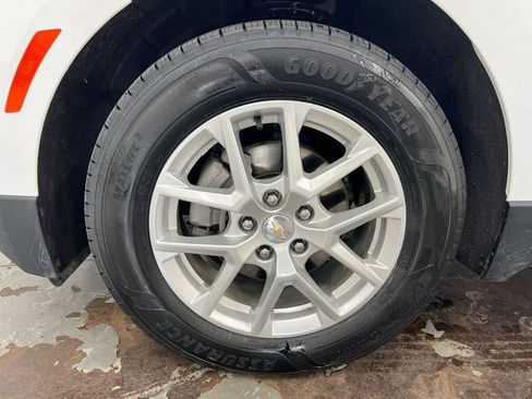 Used 2024 Chevrolet Equinox LT w/ LPO, Floor Liner Package FWD image 26