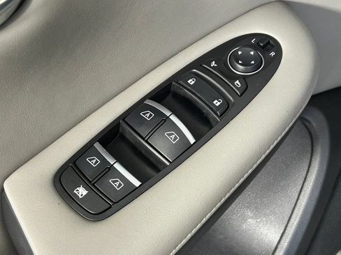 Used 2023 INFINITI QX50 Luxe AWD/4WD image 37