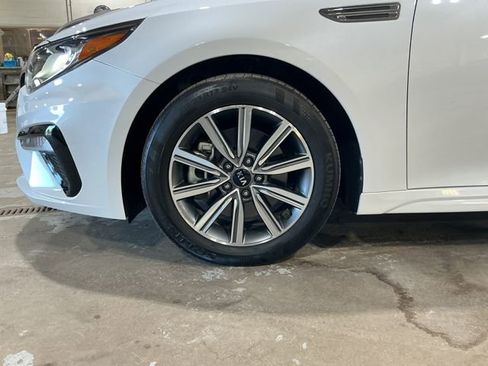Used 2020 Kia Optima EX image 27