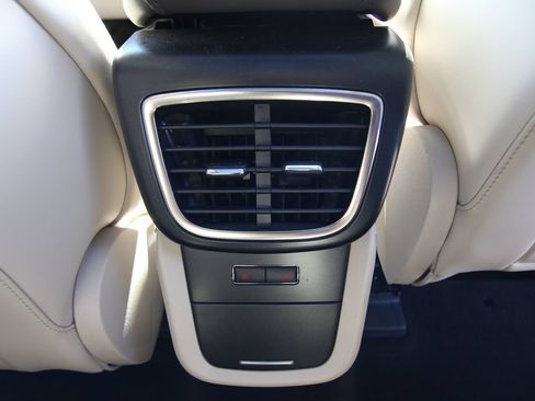 Used 2019 Lincoln Nautilus Reserve w/ Driver Assistance Package AWD/4WD image 39