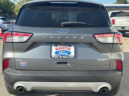 Certified 2022 Ford Escape SE w/ Convenience Package FWD image 5