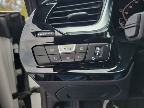 Used 2023 BMW Z4 sDrive30i w/ Driving Assistance Package image 28