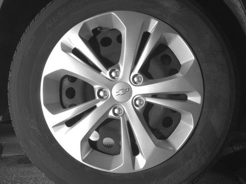 Used 2024 Chevrolet Trax LS FWD image 11