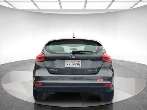Used 2017 Ford Focus Electric Hatchback image 6